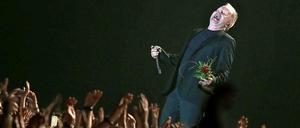 Wunderbar, herrlich. Herbert Grönemeyer freut sich auf "Dauernd jetzt"-Tour einen Knopf an die Backe. 