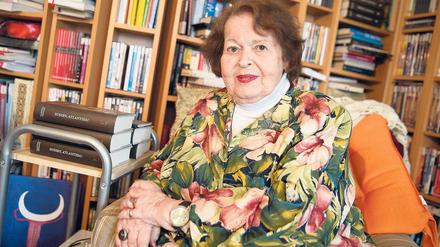 Der Kreis schließt sich in Kreuzberg. Die lettisch-deutsche Filmwissenschaftlerin Valentina Freimane in ihrer Wohnung am Landwehrkanal. 