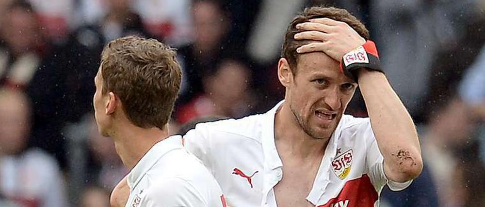 Die Situation des VfB Stuttgart: Tabellenplatz: 18, Punkte: 30, Tordifferenz: -20, Restprogramm: 16.5.: Hamburger SV (H), 23.5.: SC Paderborn (A).