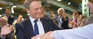 Nach der Wiederwahl: Mit dem alten und neuen Parteichef Christian Lindner geht die FDP neuen Herausforderungen entgegen.