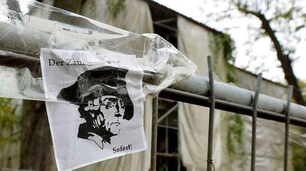 Stark sanierungsbedürftig ist die Villa Schlieffen, doch der Zaun darum herum verärgerte viele Potsdamer.