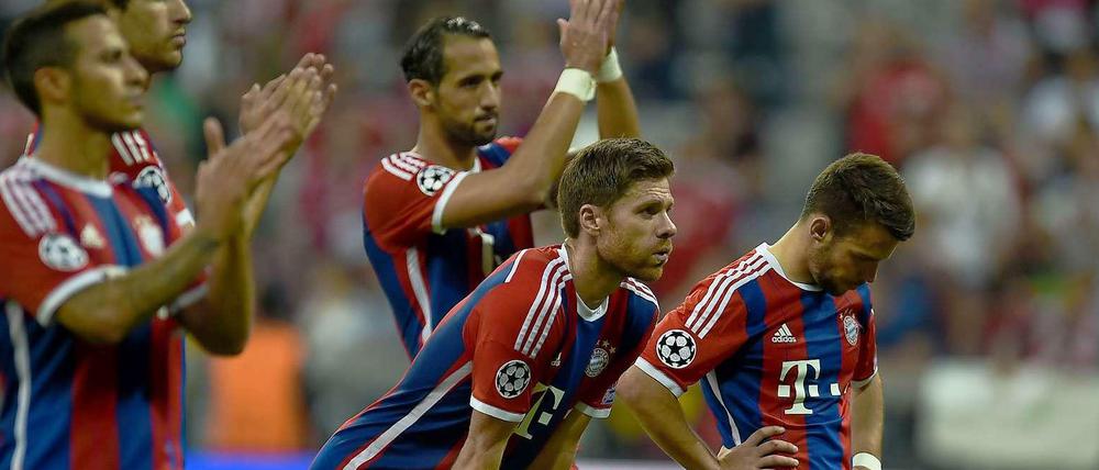 So sehen Sieger aus... oder? Die Spieler des FC Bayern München nach dem 3:2-Erfolg gegen den FC Barcelona.
