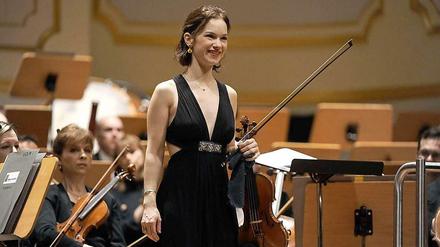 Amerikanerin mit deutschen Wurzeln. Hilary Hahn, hier 2013 bei einem Konzert in der Hamburger Laeiszhalle.