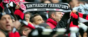 Fans von Eintracht Frankfurt bei einem Spiel im Jahr 2013.