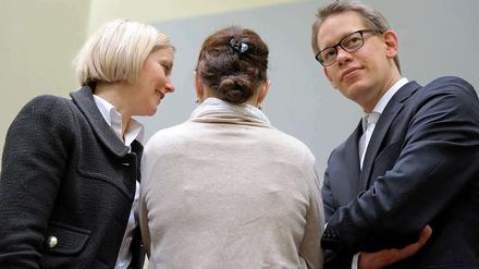 NSU-Prozess. Angeklagte Beate Zschäpe mit ihren Anwälten