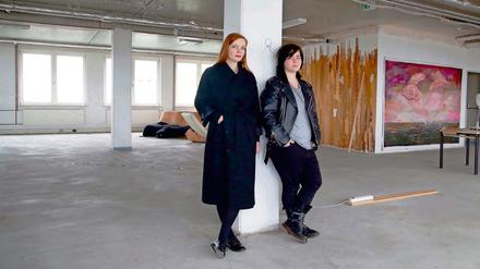 Vorstadt-Fantasie: Acht Tage lang verwandeln Kirsten Brandt und Jos Porath das ehemalige Jobcenter in der Gottlieb-Dunkel-Straße in eine amerikanische Kleinstadt.