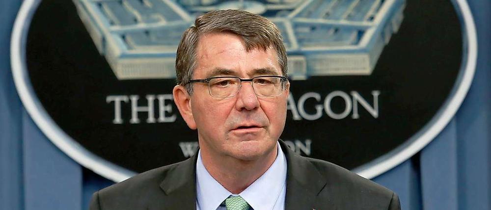 US-Verteidigungsminister Ashton Carter spricht über die US-Militäraktion in Syrien.