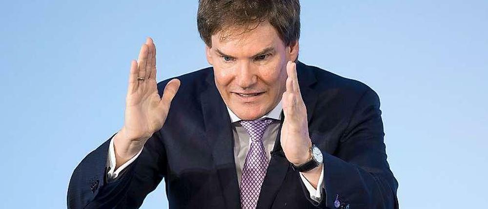 Da geht's lang. Carsten Maschmeyer legt viel Wert auf das Selfmade-Label.