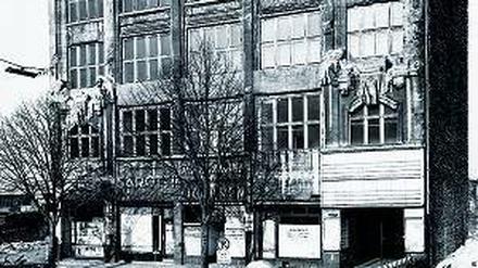 Das Voxhaus in der Potsdamer Straße, Wiege des deutschen Rundfunks, gesprengt 1971.