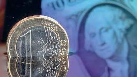 Euro und Dollar.