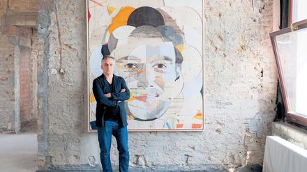 Der Berliner Maler und Bildhauer Detlef Waschkau hat das neue Atelier im siebten Stock des Ministeriums getestet.