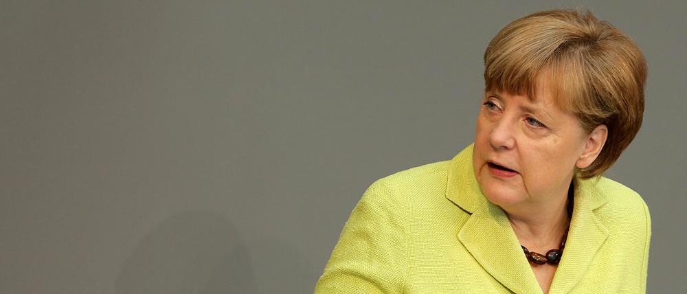 Als gebe es keine BND-Affäre: Bundeskanzlerin Angela Merkel (CDU) lässt das Thema am 21.Mai im Deutschen Bundestag aus. 