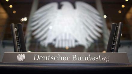 Abgeordnete des Bundestages haben aufgerufen, Abos der "Prenzlauer Berg Nachrichten" abzuschließen. Ist es erlaubt, mit dem Bundesadler für Lokaljournalismus zu werben?