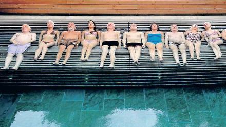 Wellness an der Côte d’Azur? Nein, diese Poolszene stammt aus Paolo Sorrentinos „Youth“, der in den Alpen spielt. 