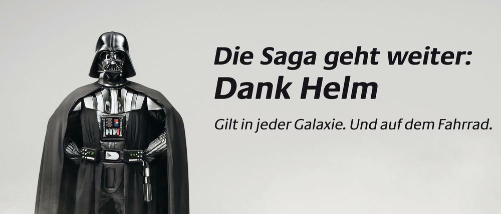 Plakat des Verkersministeriums als Werbung für Fahrradhelme
