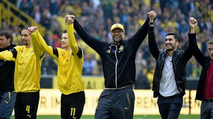Abflug! Jürgen Klopp und andere Aufhörer/Weggeher nach seinem letzten Bundesligaspiel als BVB-Trainer. 
