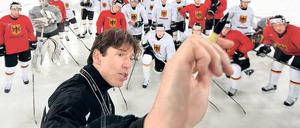 Die Sprache verstand jeder. Uwe Krupp führte das deutsche Team 2010 bis ins WM-Halbfinale – allerdings als hauptamtlicher Bundestrainer. 