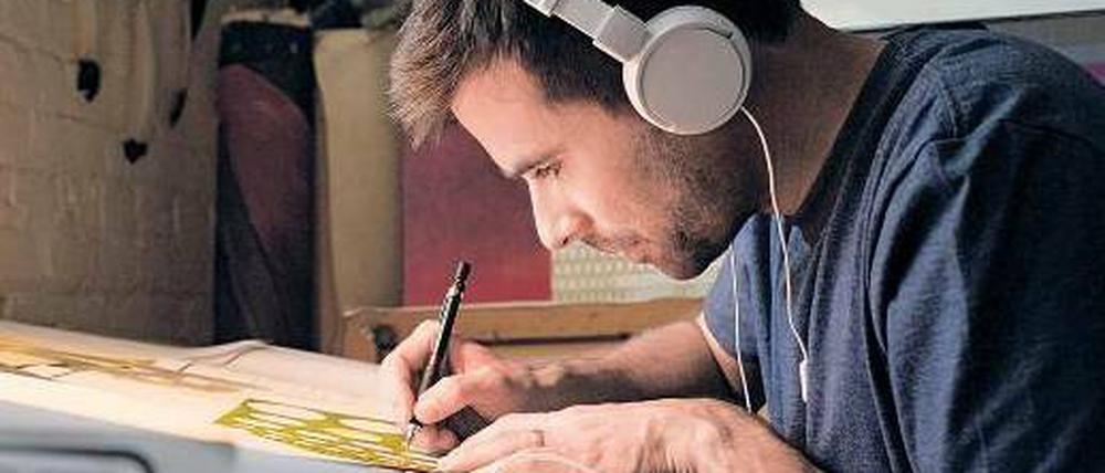 Bei der Arbeit, während des Pendelns, in der Freizeit: Mit immer besseren Vorschlägen werben die Musikstreamingdienste für sich.