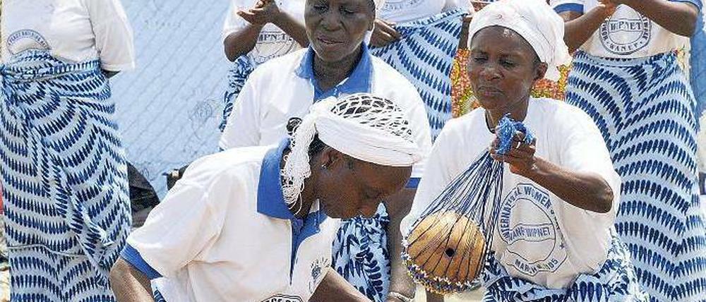 Das Ende der Epidemie. Liberia ist seit dem 9. Mai 2015 offiziell Ebola-frei. Die Nachricht wurde gefeiert.