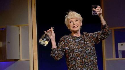 Prösterchen. Schauspielerin Anita Kupsch brilliert auf Boulevardbühnen.