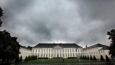 Ein Unbekannter warf am Sonntag einen Molotow-Cocktail gegen die Mauer des Schloss Bellevue.