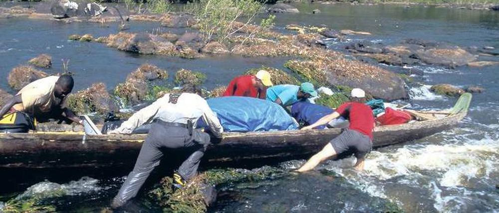 Zuuu-gleich! Eine Reise auf dem Oberen Suriname-Fluss ist alles andere als eine gemütliche Kahnpartie. Doch auch hier gilt: Der Weg ist das Ziel.