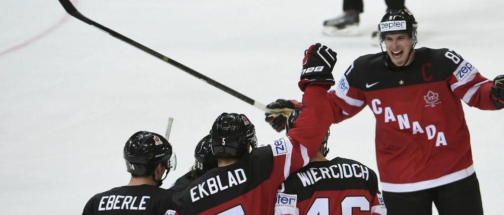 Im Traumfinale: Kanada um Sidney Crosby (r.).