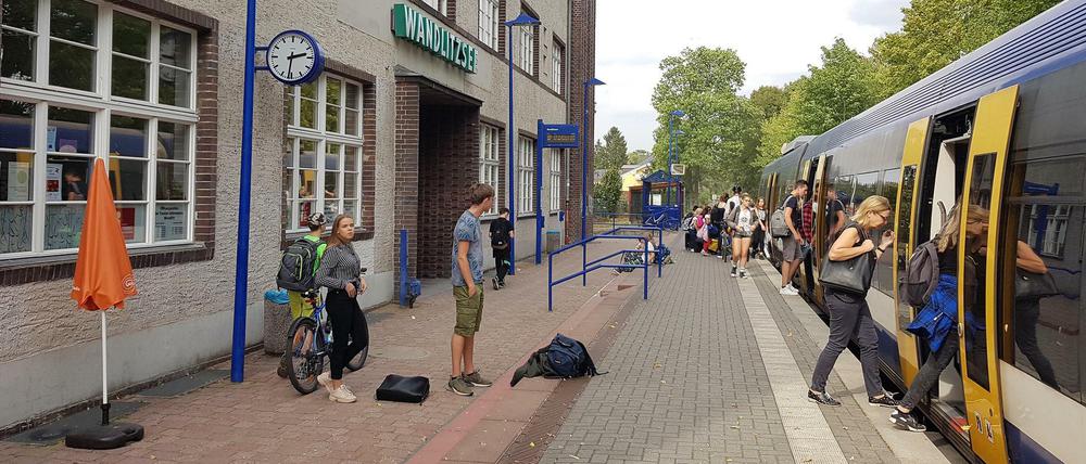 Der bekannteste Bahnhof der Heidekrautbahn, Wandlitzsee direkt am Strandbad.