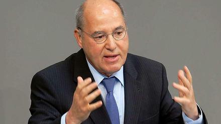 Gregor Gysi, wie er leibt und redet.