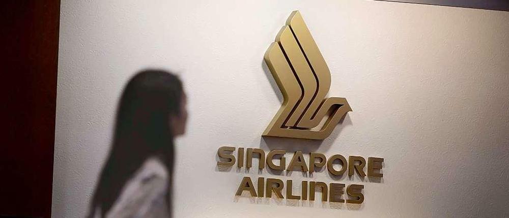 Ein Flugzeug von Singapore Airlines ist am Samstag auf dem Weg nach Shanghai 4000 Meter abgesackt. Grund war der Ausfall beider Triebwerke. 