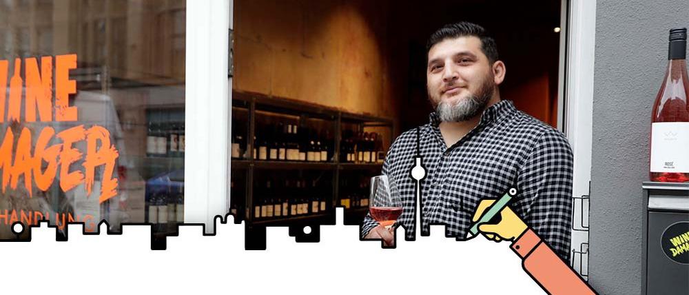 Mohamed Ayad aka Tony D vor seinem Weinladen.