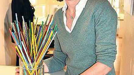 Bei Dagmar Brückner werden aus Glasstäben bunte Schmuckunikate. 