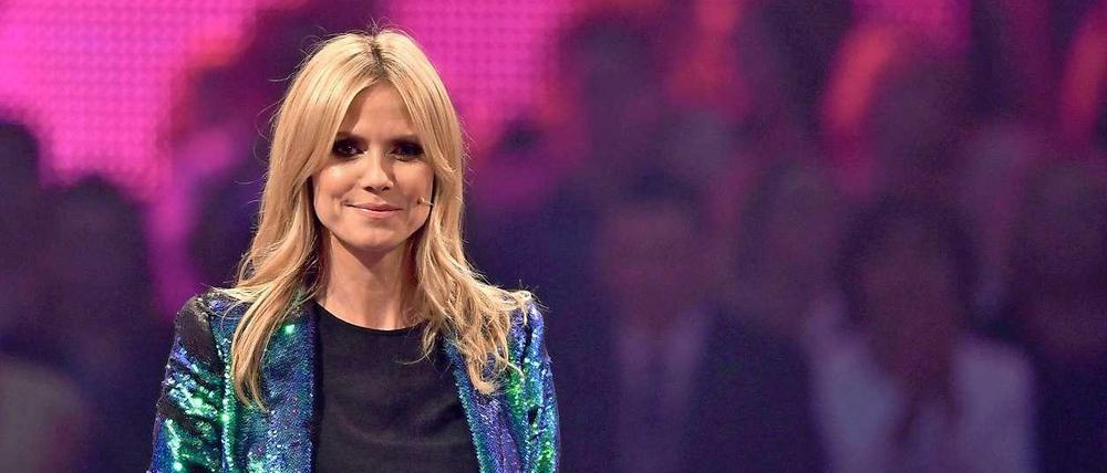 Kreisch! Heidi Klum, Mehrfachmutter mit Supermaßen und seit zehn Jahren Moderatorin ihrer Fernseh-Modelsuche.