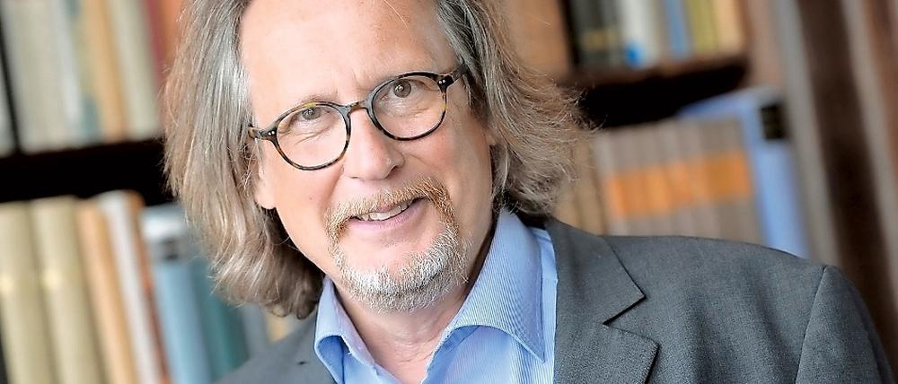 Harald Martenstein schlägt vor, Sepp Blatter die Steuerfahndung auf den Hals zu jagen. Wie bei Al Capone.