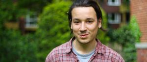 Jerome Geller (20) macht eine Tischlerausbildung.