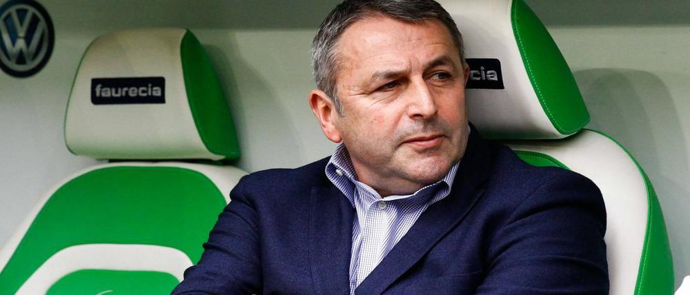 Klaus Allofs, 58, ist seit November 2012 Manager und Geschäftsführer beim VfL Wolfsburg. Zuvor war der gebürtige Düsseldorfer 13 Jahre in gleicher Funktion bei Werder Bremen tätig.