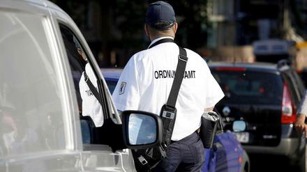 Mitarbeiter der Ordnungsämter werden immer wieder beleidigt – und manche Pöbeleien haben Folgen.