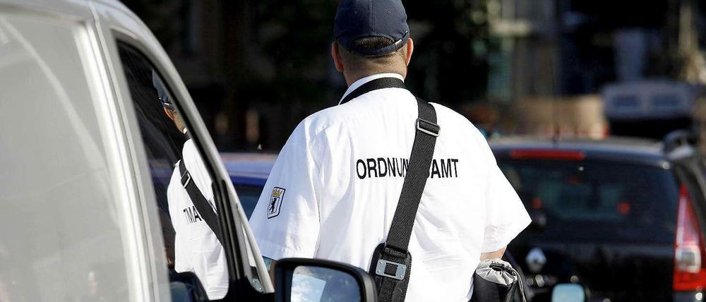 Mitarbeiter der Ordnungsämter werden immer wieder beleidigt – und manche Pöbeleien haben Folgen.