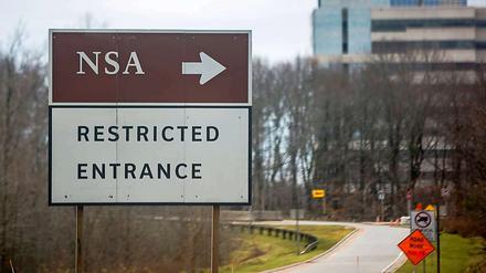  Hier geht's lang. Die Ausspäh-Aktivitäten des US-Geheimdienstes NSA hatten Deutschland veranlasst, in den USA auf ein No-Spy-Abkommen zu drängen. 