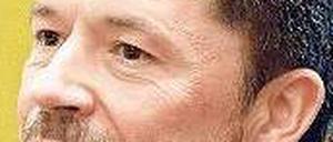 Christof Dame ist Vizechef der Neonatologie der Charité. Dort versorgen 31 Ärzte und 150 Pflegekräfte jährlich u.a. etwa 200 Kinder mit einem Geburtsgewicht unter 1500 Gramm.