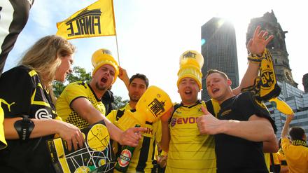 Schon 2014 die Partyzentrale für BVB-Fans vorm Pokalfinale: der Breitscheidplatz an der Gedächtniskirche.