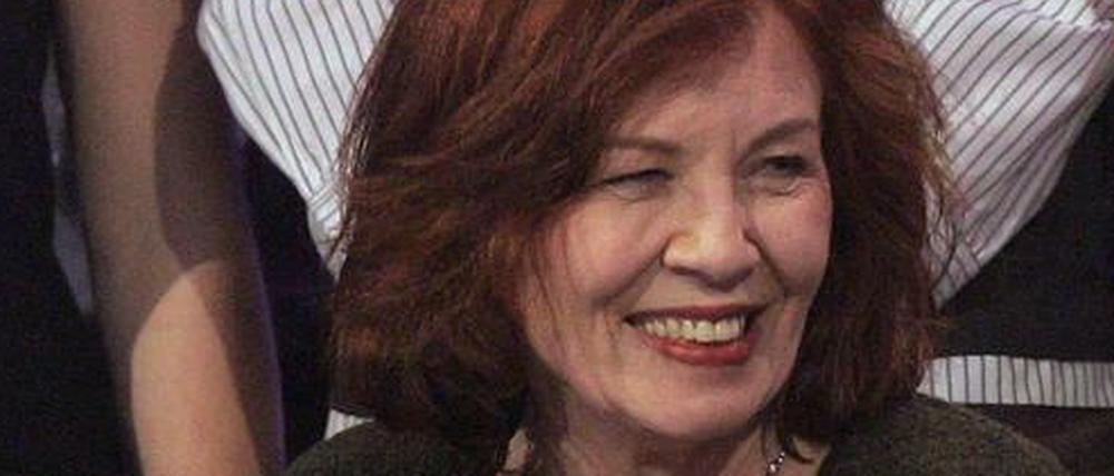 Annegret R., hier vor zehn Jahren mit ihrem damaligen Baby Leila, hat im Alter von 65 Jahren Vierlinge zur Welt gebracht.