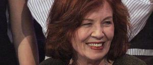 Annegret R., hier vor zehn Jahren mit ihrem damaligen Baby Leila, hat im Alter von 65 Jahren Vierlinge zur Welt gebracht. 
