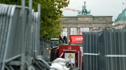 Die Zäune im Tiergarten werden meist nach Bedarf aufgestellt - wie hier beim Marathon.
