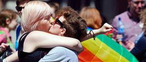 Es ist ganz einfach: #Ehefueralle will, dass jede/r jede/n heiraten kann, wenn sie/er will.