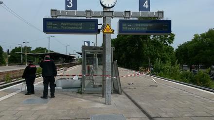 Der Tatort am S-Bahnhof Grünau am Donnerstagmorgen.
