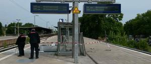 Der Tatort am S-Bahnhof Grünau am Donnerstagmorgen.