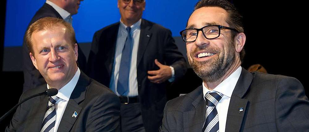 Zogen am Dienstag die Aufmerksamkeit auf sich. Ingo Schiller (links) und Michael Preetz, die Geschäftsführer Finanzen und Sport. 