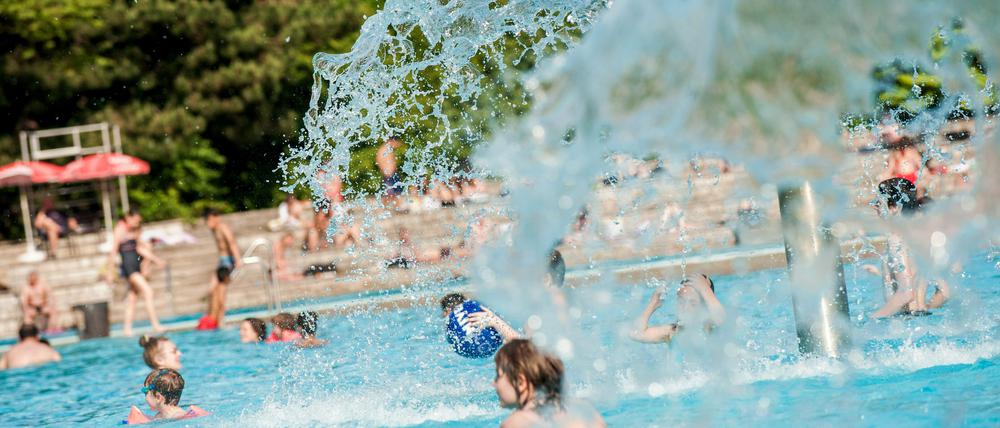 Vor allem in den Schwimmbädern sieht es derzeit noch mau aus. 