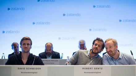 Wie die Schuljungs aus der letzten Reihe: David Schneider, Robert Gentz und Rubin Ritter sitzen aber längst in der ersten - und auf großer Bühne.